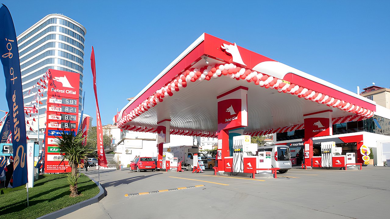Arifiye'de Büyük Kutlama: Petrol Ofisi Arifiye İstasyonu 2. Yılını Etkinlikle Taçlandırıyor