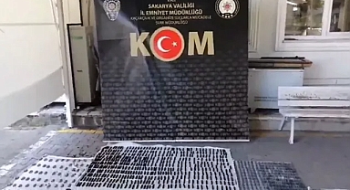Sakarya`da Durdurulan Araçta Çok Sayıda Silah Parçası ele Geçirildi