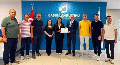 BİK Sakarya Bölge Müdürlüğü'nde stajını tamamlayan öğrenciye katılım belgesi