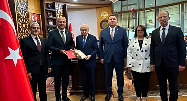MHP Sakarya Heyetinden Genel Başkan Bahçeli’ye Ziyaret: İl Kongresi Daveti Yapıldı ve Rapor Arz Edildi