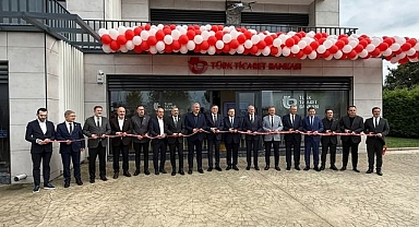Türk Ticaret Bankası Tarihsel Köklerine Döndü: Adapazarı Şubesi Törenle Hizmete Açıldı