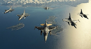 Deniz Kuvvetleri’nin İlk Kadın Uçak Pilotu: Hilal Aydın