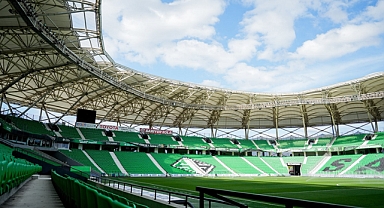 Sakaryaspor-Erzincanspor Maçı Biletleri Satışta: Tribün Fiyatlarında İndirime Gidildi