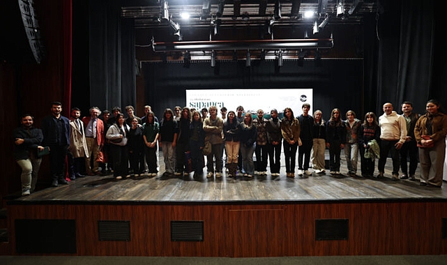 Uluslararası Sapanca Şiir Akşamları AKM’de Kapılarını Açtı